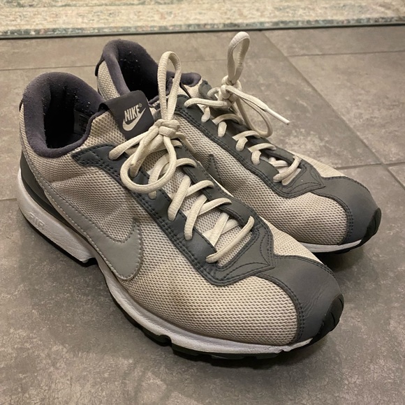 Nike Shoes Nike Slip On Tennis Shoes Poshmark